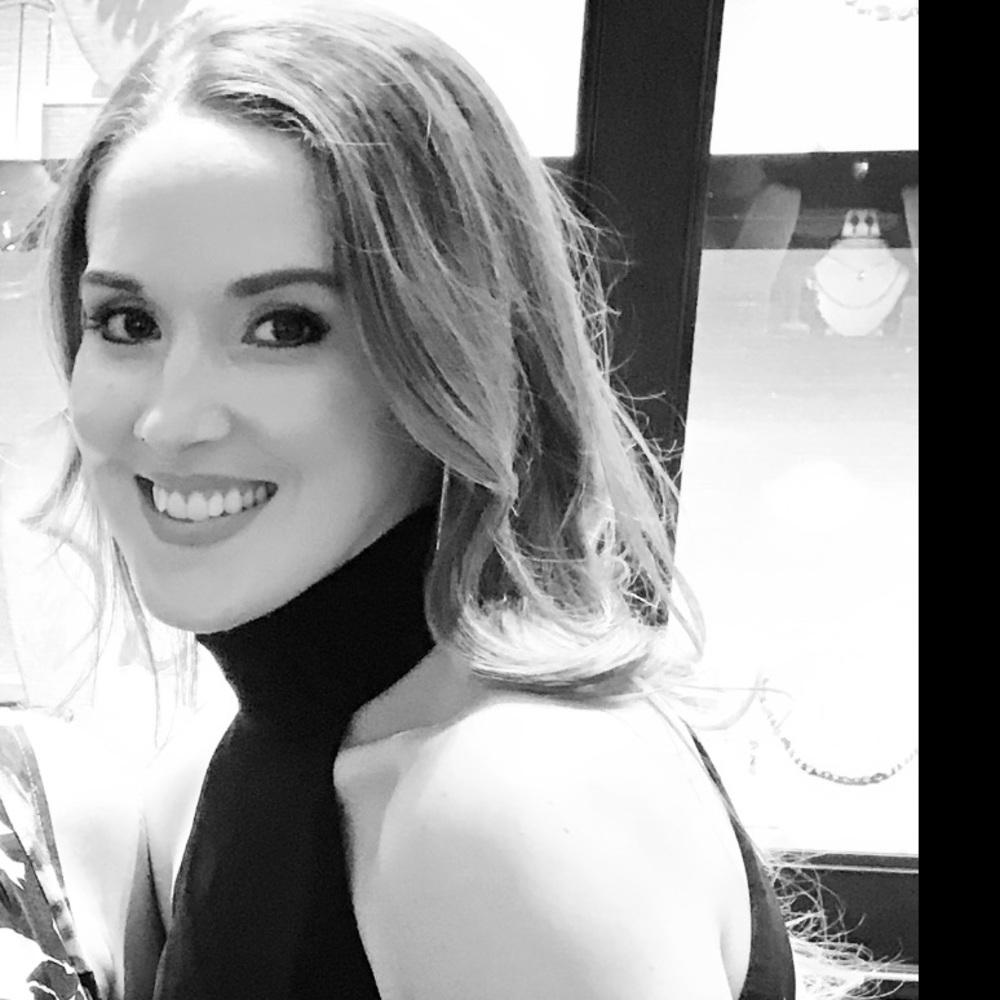 Meet your Posher, Laura